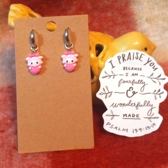 Hello Kitty Bundle!! - Picture 6 of 8